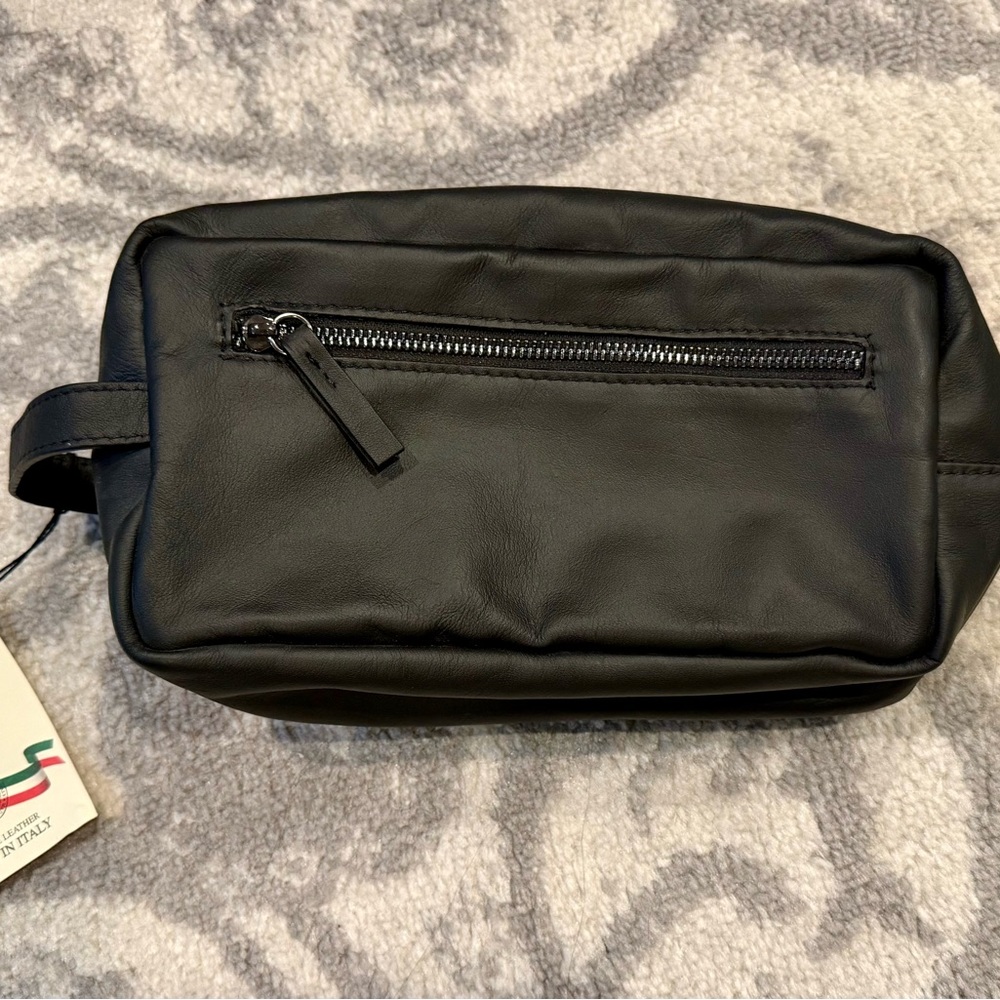 Massei Italy | NWT Black Pebble Leather Dopp Kit